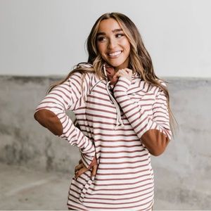 Ampersand Avenue Doublehood Sweatshirt Feels Like Fall